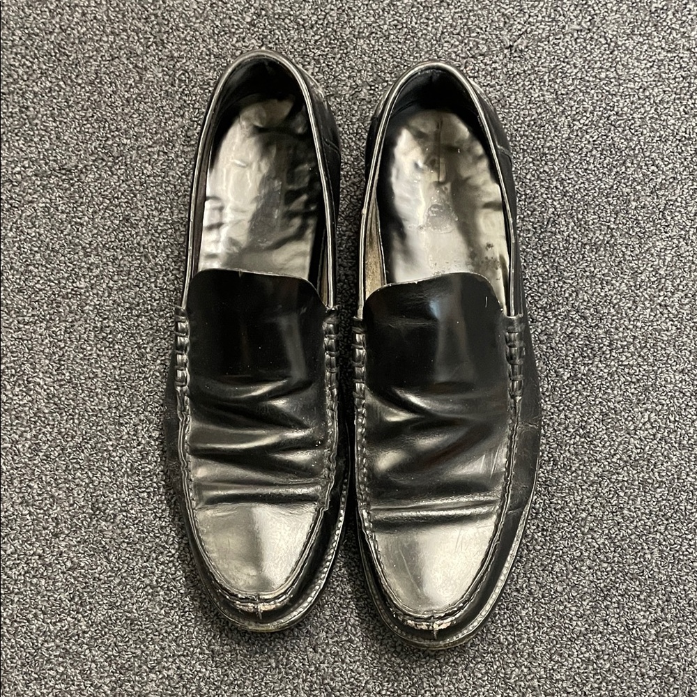 Gorgeous Prada Black Leather Slip-On Loafers 90’s M7.5/W10.5